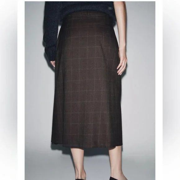 ZARA Brown Plaid Women's Skirt - Picture 4 of 10